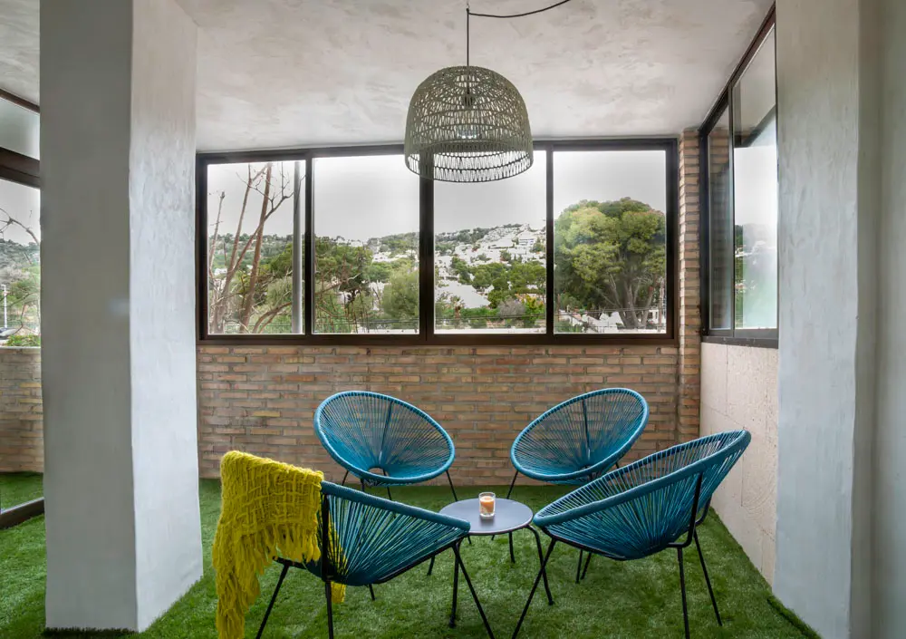 Terraza privada con vistas al Montgó y al Mediterráneo — apartamento vacacional Jávea